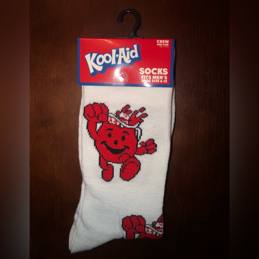 KOOL-AID NOVELTY CREW SOCKS NWT MEN’S SHOE SIZE 6-12